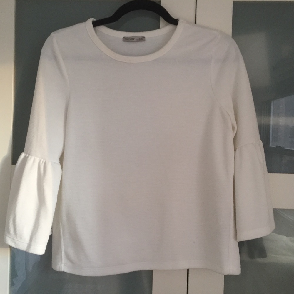 Zara white bell sleeve top